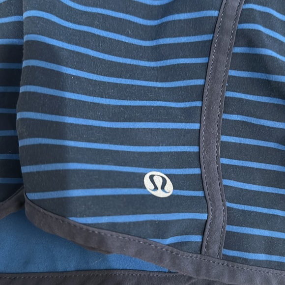 Lululemon Track Short Size 4 - Picture 2 of 8